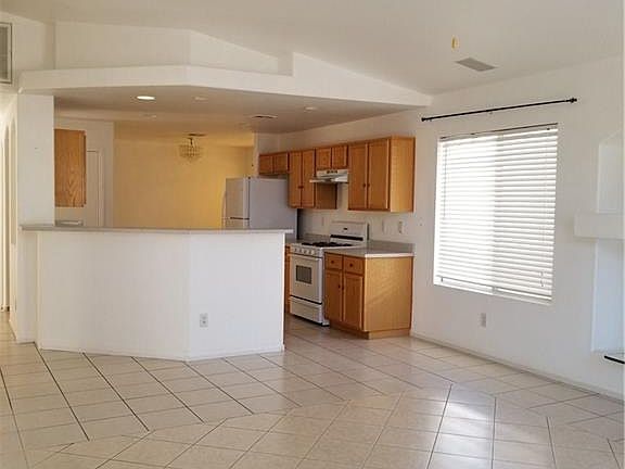 5th image of 1110 Granite Ash Ave