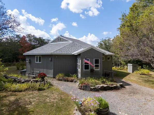 71 Stone Pond Road, Marlborough, NH 03455