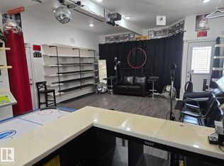 12742 Fort Rd NW, Edmonton, AB T5A1A6