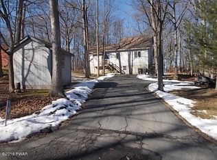 151 Ridge Dr, Milford, PA 18337