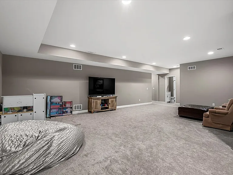 21410 W 189th Ter — Photo 48