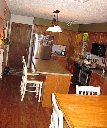 5th image of 4974 S Valley Ln