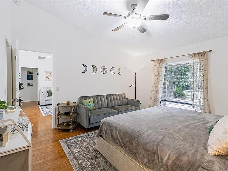 241 Ruth Blvd — Photo 7
