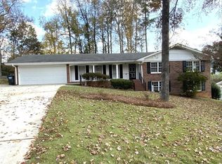 5616 Nottingham Dr NW, Lilburn, GA 30047