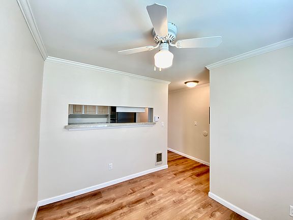4th image of 11112 NE 124th Ln APT D116