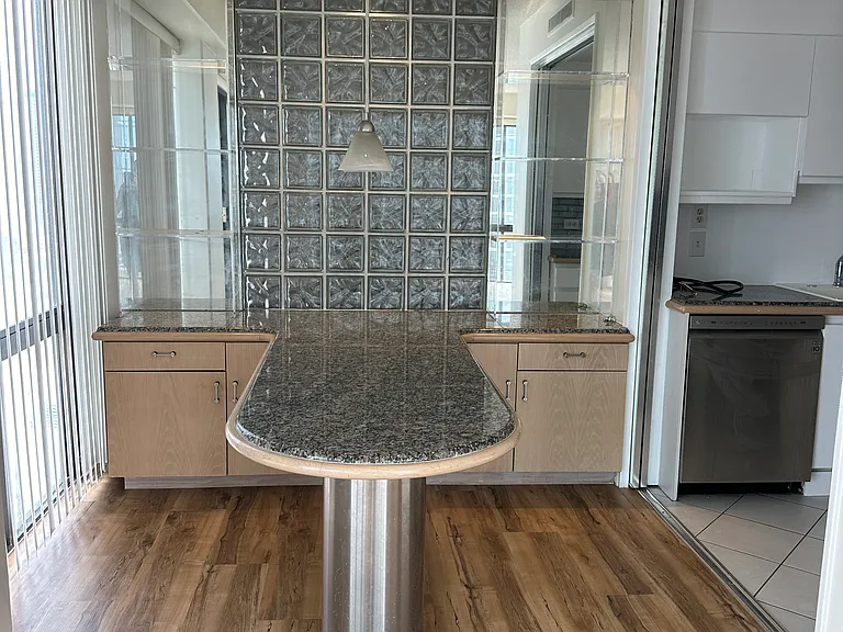 700 Richards St #2204 — Photo 5