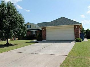 403 Timber Ridge Rd, Harrah, OK 73045