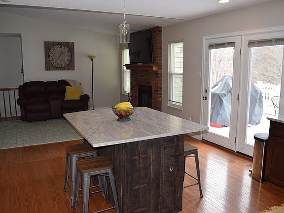 5th image of 5610 Dove Meadow Ln