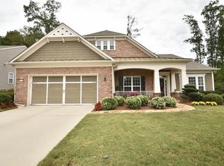 6725 Amherst Dr, Hoschton, GA 30548