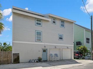 113 94th Ave, Treasure Island, FL 33706
