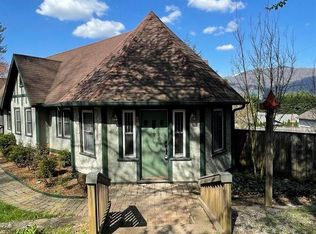 3 Gables Pl #3, Waynesville, NC 28786