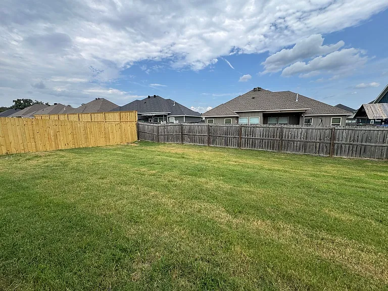 6316 Warwick Dr — Photo 23