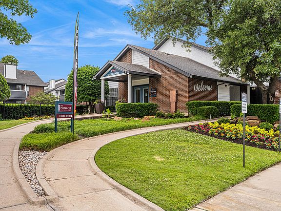 2nd image of 149 Valley View Dr #2