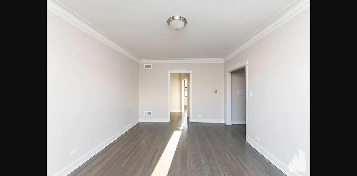 2 bed, 1.0 bath, 908 sqft, $2,795 — Photo 3