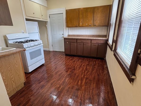1259 N Main St #2
