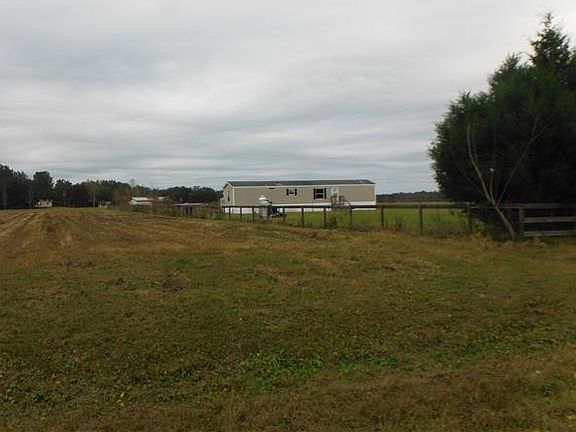 3rd image of 2929 SE County Road 18