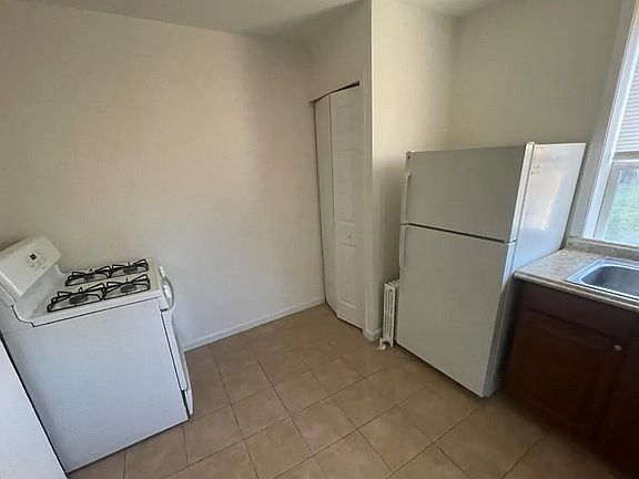 5th image of 577 Rahway Ave APT 3
