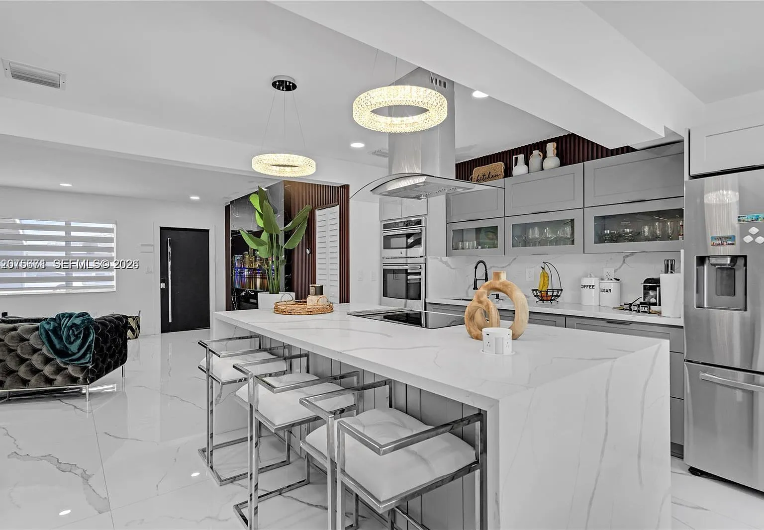 Pembroke Pines No 3 — Photo 1