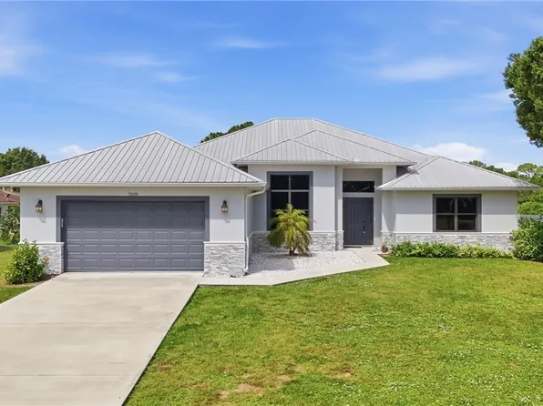 7038 Tide Cir, Labelle, FL 33935