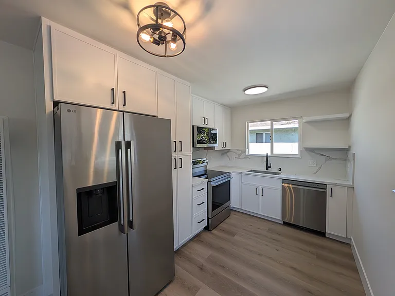 538 Columbia Ave #4 — Photo 5