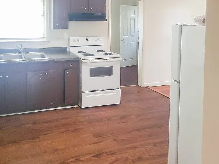 2303 Maclin Cir — Photo 3