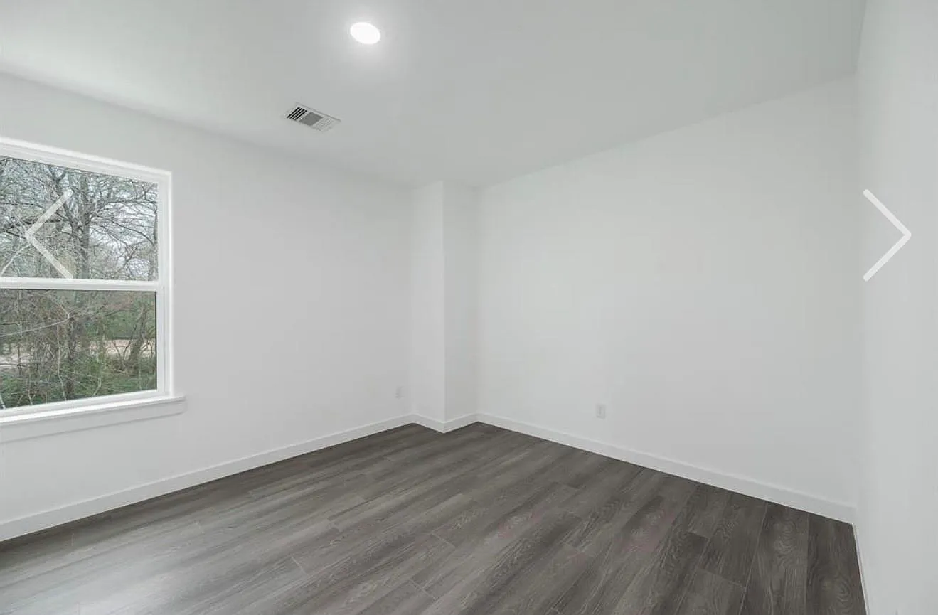 3 bed, 2.5 bath, $1,900 — Photo 4