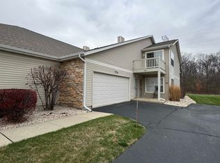 2545 Edgewood Dr, Beloit, WI 53511