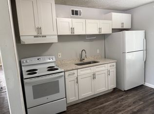 1724 Pepper Dr, Tallahassee, FL 32304