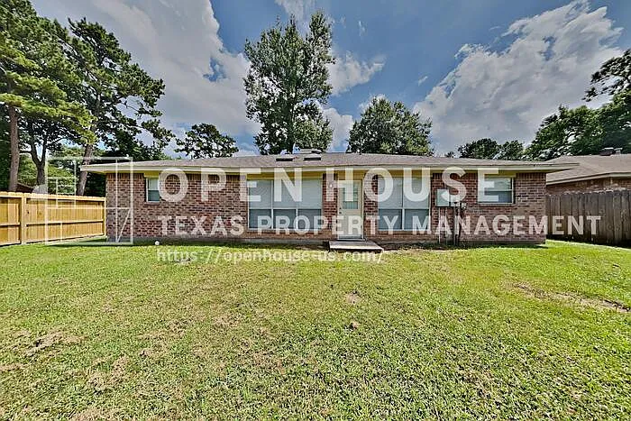 2631 Sherwood Hollow Ln — Photo 18