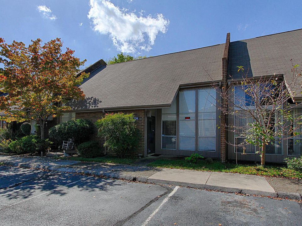 1st image of 224 Dublin Dr #D224