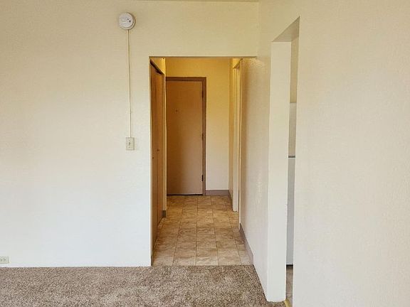 5th image of 414-422 Tacoma Ave S #404