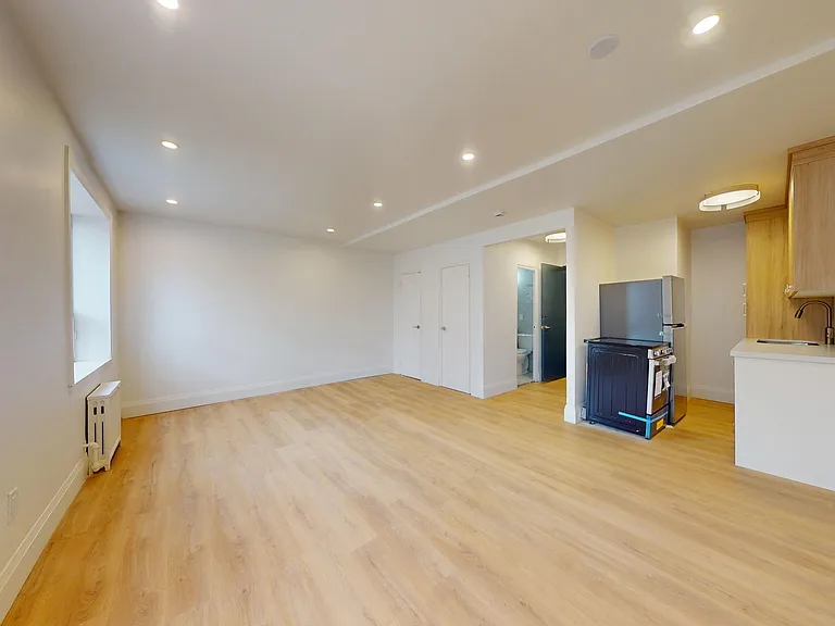 1 Marquette Ave — Photo 25