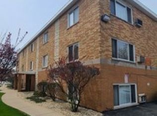 5586 S Archer Ave APT 1B, Chicago, IL 60638