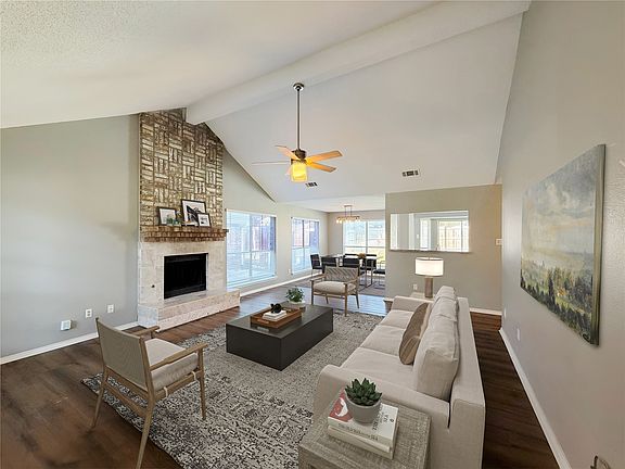 3rd image of 8316 Auburn Dr