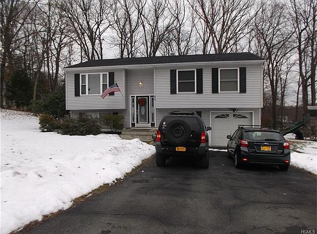 1st image of 44 Vermont Dr