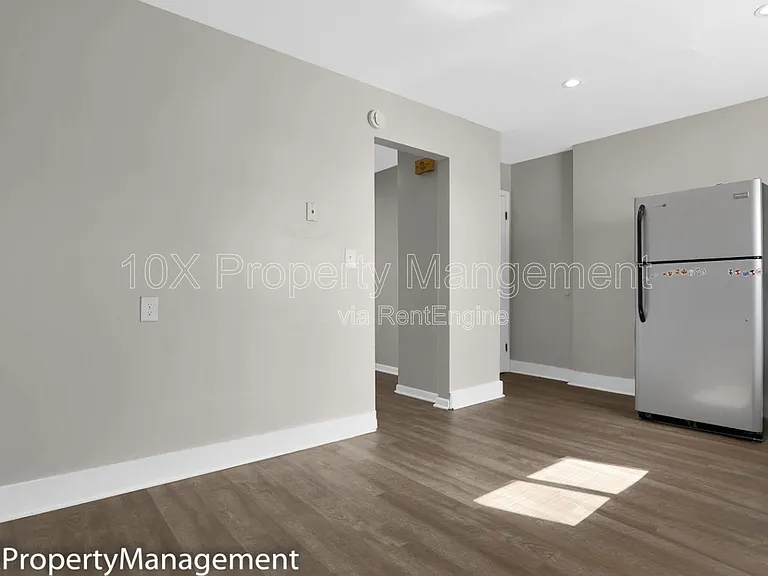 3257 Cleveland Ave #C — Photo 14