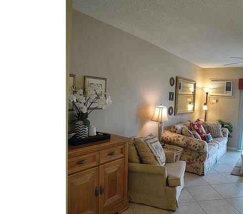 5th image of 87 N Collier Blvd APT P19