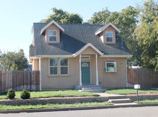 27 E Clay St, Colusa, CA 95932