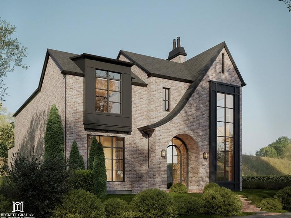 1st image of 1829 Carillon Cir