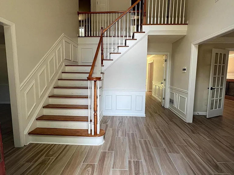 2883 Wynford Dr SW — Photo 3
