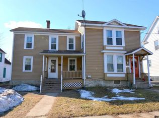 381 Milton Ave, Ballston Spa, NY 12020