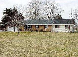 8760 Schadel Rd, Waterville, OH 43566