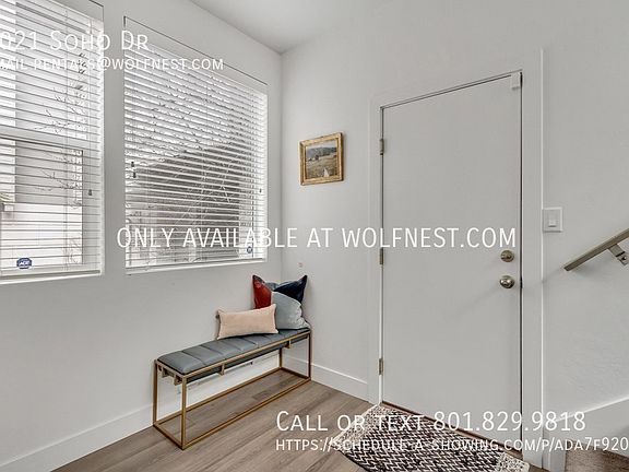 3rd image of 1021 Soho Dr