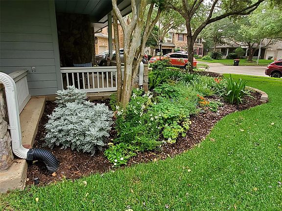 3rd image of 3519 Marion Ct