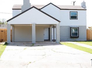 1306 E Saint Johns Ave #B, Austin, TX 78752