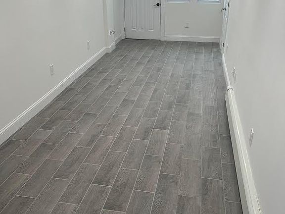 5th image of 186 Rockland Ave