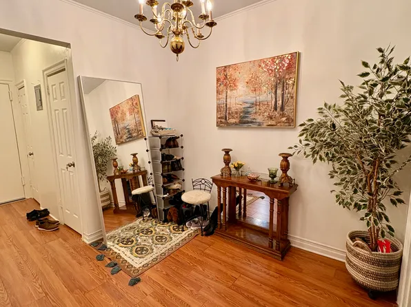 1045 Anderson Avenue image 4 of 11