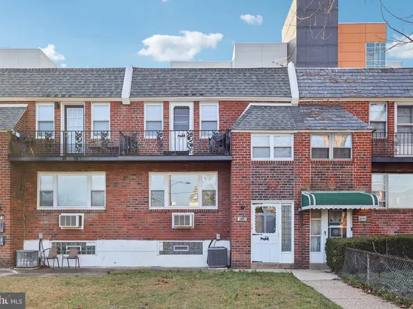 2572 Balwynne Park Rd, Philadelphia, PA 19131