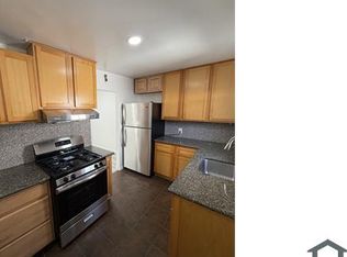 9878 Macarthur Blvd, Oakland, CA 94605
