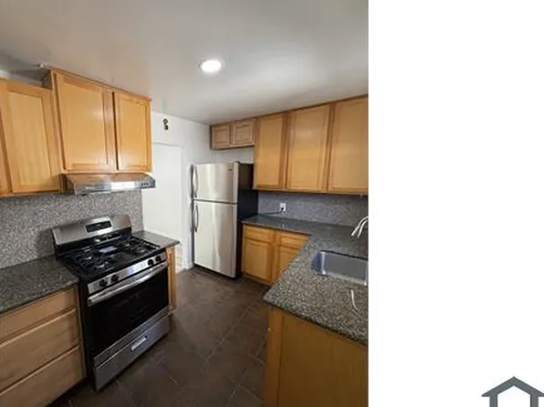9878 Macarthur Blvd, Oakland, CA 94605